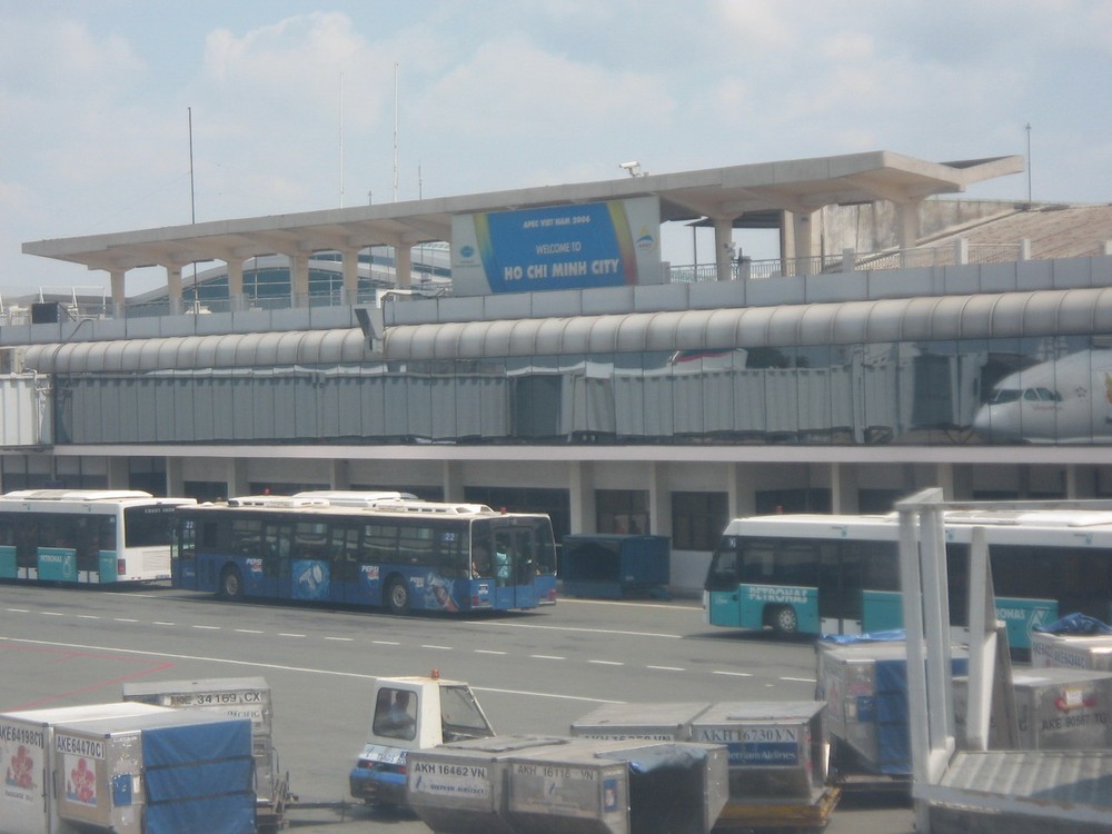 Tan Son Nhat International Airport (Photo: KK)